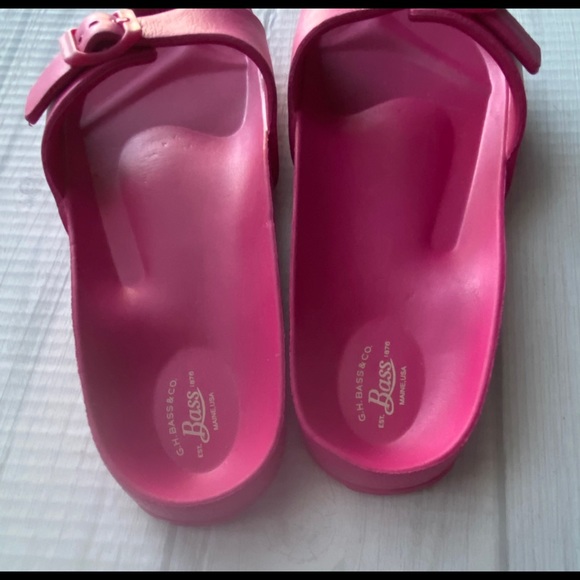 G.H Bass and Co - Picture 6 of 7